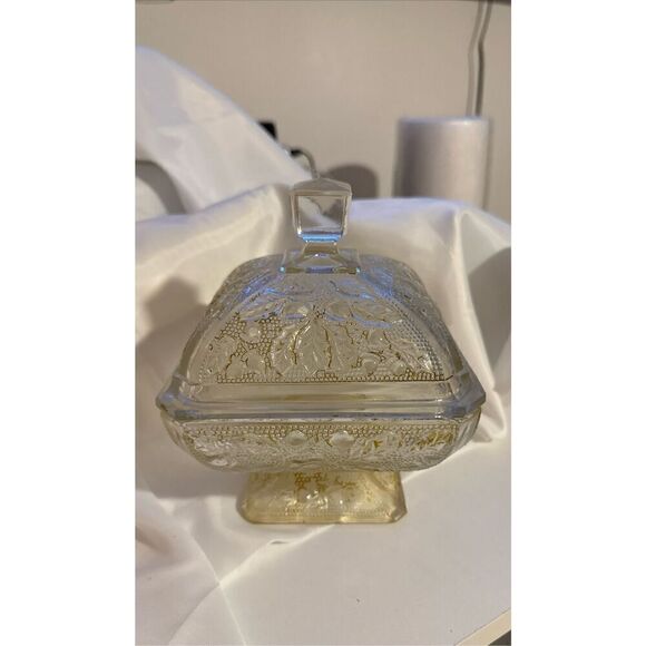 Vintage Depression glass dish lid Westmoreland needs help - Picture 10 of 13